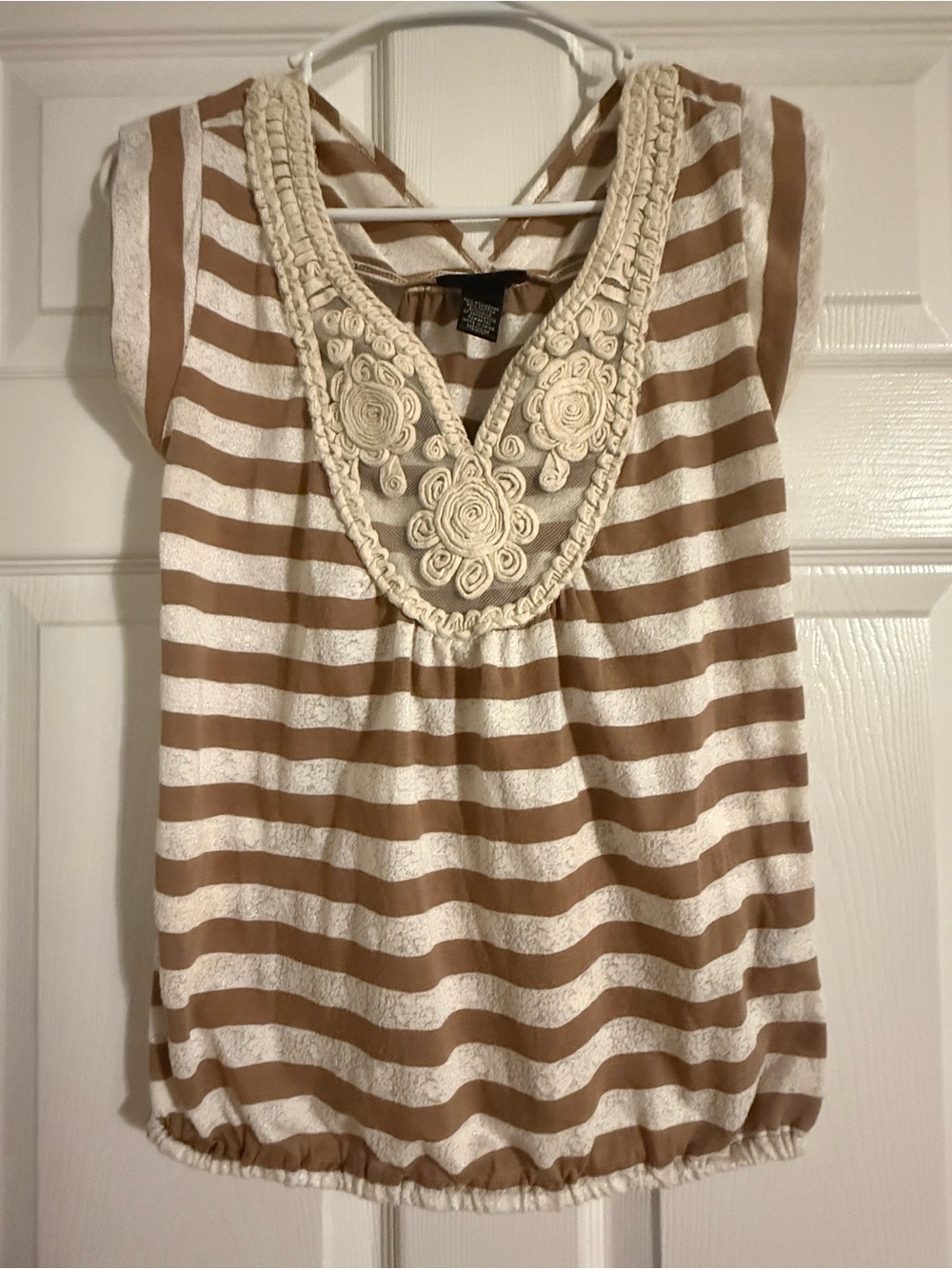 Boutique Tan & Cream Striped Crochet Neck Sleeveless Blouse Top Boho Chic